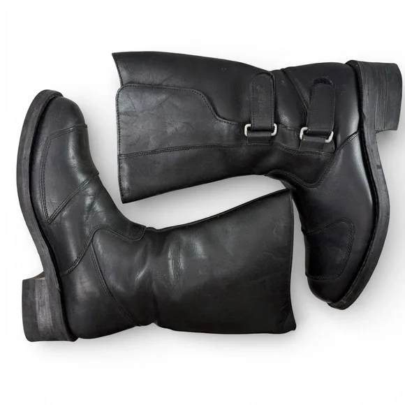 Shoes - Picture 8 of 11